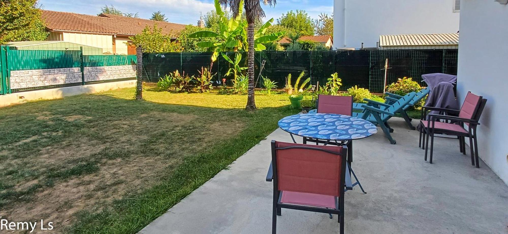 Joli Appartement Villeneuve-sur-Lot Kültér fotó